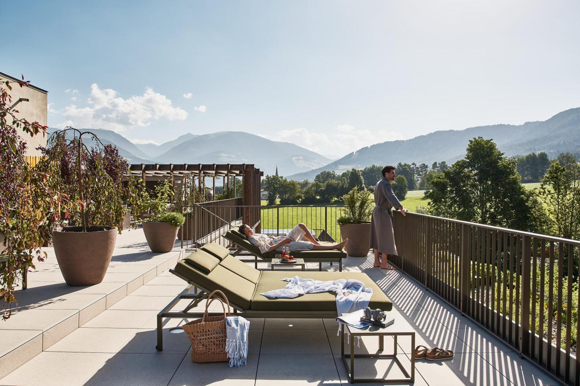 Falkensteiner Hotel Kronplatz - The Leading Hotels Of The World (Adults Only) Рисконе Екстериор снимка